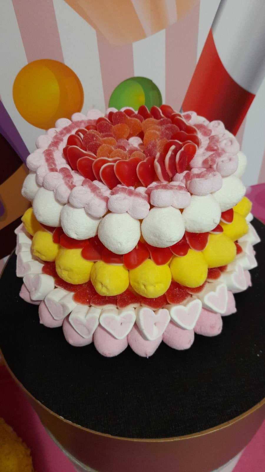 Torta od gumenih bombona